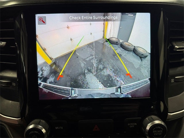 2022 RAM 1500 Big Horn Crew Cab 4x4 5'7' Box