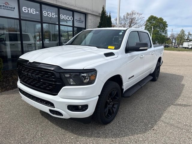 2022 RAM 1500 Big Horn/Lone Star 5.7 Liter V8 Hemi Crew Cab 4WD