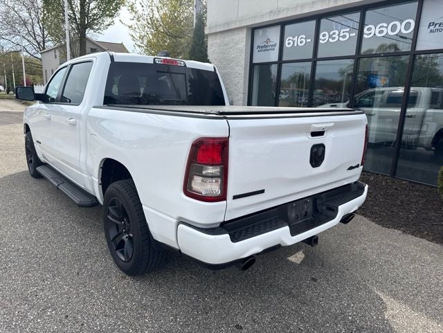 2022 RAM 1500 Big Horn/Lone Star 5.7 Liter V8 Hemi Crew Cab 4WD