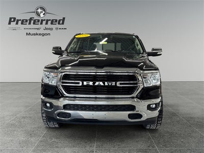 2020 RAM 1500 Big Horn Crew Cab 4x4 5'7' Box