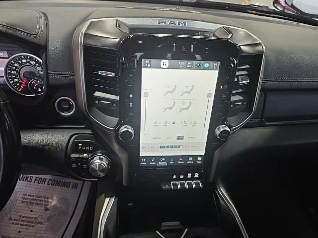 2022 RAM 1500 Laramie Crew Cab 4x4 5'7' Box