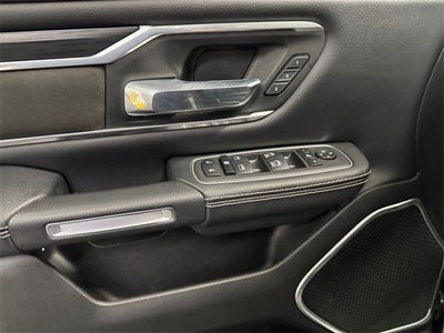 2023 RAM 1500 Laramie Crew Cab 4x4 5'7' Box