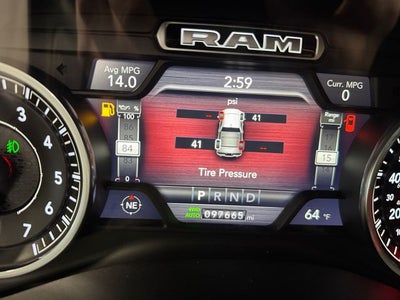 2019 RAM 1500 Laramie Crew Cab 4x4 5'7' Box