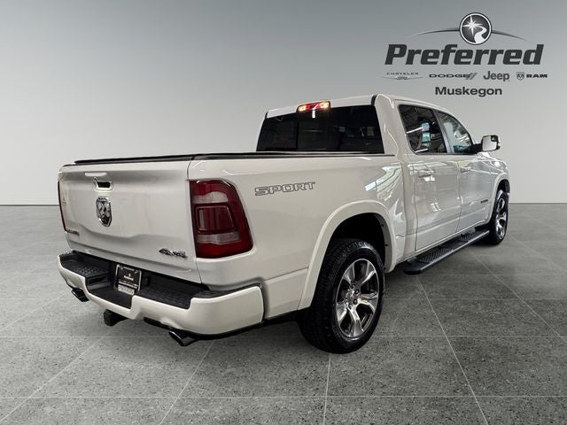 2022 RAM 1500 Laramie Crew Cab 4x4 5'7' Box