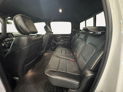 2022 RAM 1500 Laramie Crew Cab 4x4 5'7' Box