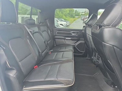 2022 RAM 1500 Laramie Crew Cab 4x4 5'7' Box