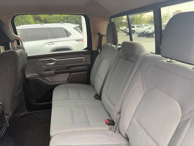 2019 RAM 1500 Big Horn/Lone Star Crew Cab 4x4 6'4' Box