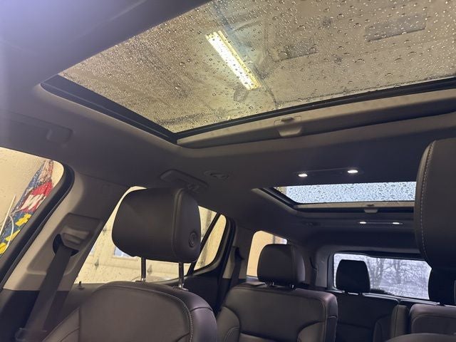 2022 GMC Acadia AWD SLT