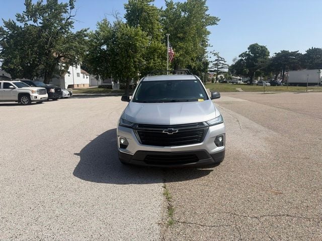 2022 Chevrolet Traverse AWD LS