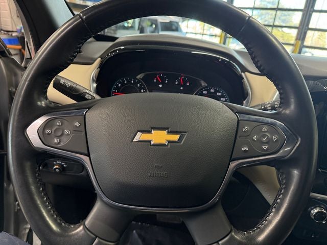 2022 Chevrolet Traverse LT 3.6 Liter V6 AWD 3rd Row Seating