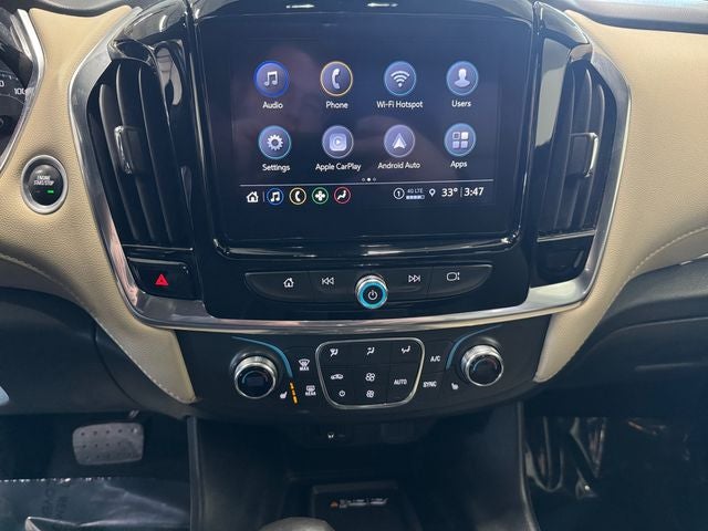 2022 Chevrolet Traverse LT 3.6 Liter V6 AWD 3rd Row Seating