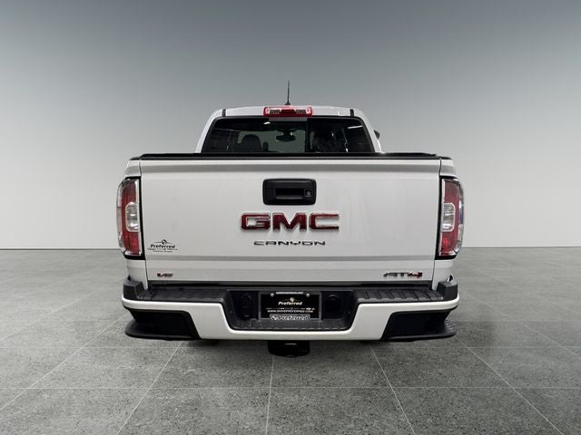 2022 GMC Canyon 4WD Crew Cab Short Box AT4 - Cloth