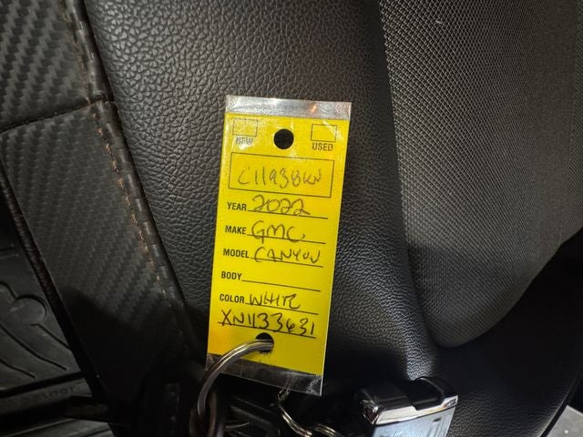 2022 GMC Canyon 4WD Crew Cab Short Box AT4 - Cloth