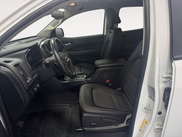 2022 GMC Canyon 4WD Crew Cab Short Box AT4 - Cloth