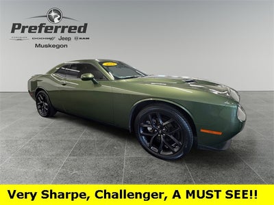2022 Dodge Challenger SXT