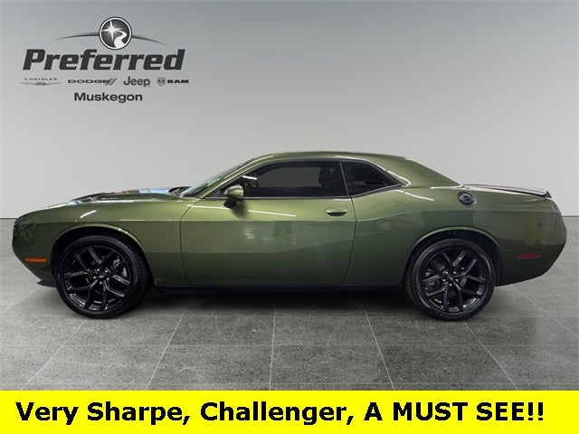 2022 Dodge Challenger SXT