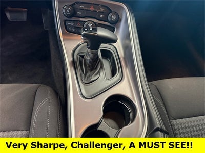 2022 Dodge Challenger SXT