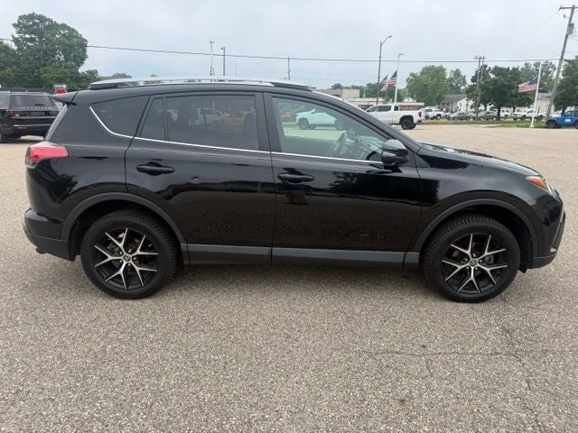2017 Toyota RAV4 SE