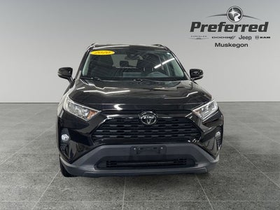 2020 Toyota RAV4 XLE