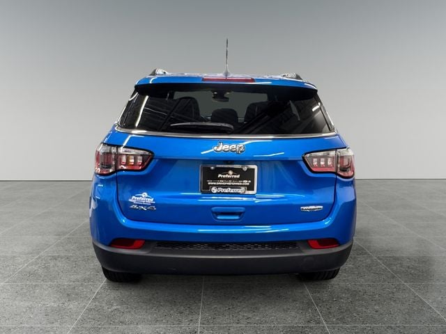 2023 Jeep Compass Latitude Lux FWD