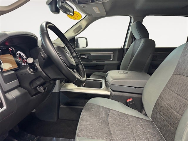 2018 RAM 1500 Big Horn Crew Cab 4x4 5'7' Box