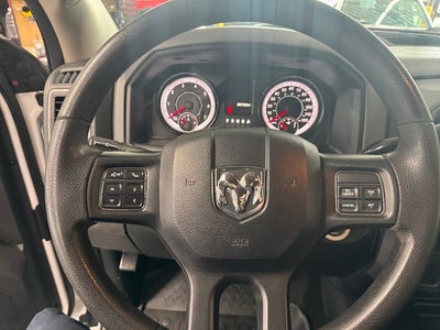 2017 RAM 2500 Tradesman Crew Cab 4x4 6'4' Box