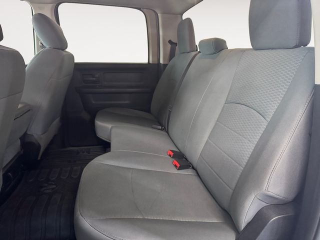 2017 RAM 2500 Tradesman Crew Cab 4x4 6'4' Box