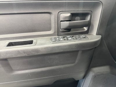 2017 RAM 2500 Tradesman Crew Cab 4x4 6'4' Box