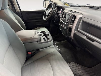 2017 RAM 2500 Tradesman Crew Cab 4x4 6'4' Box