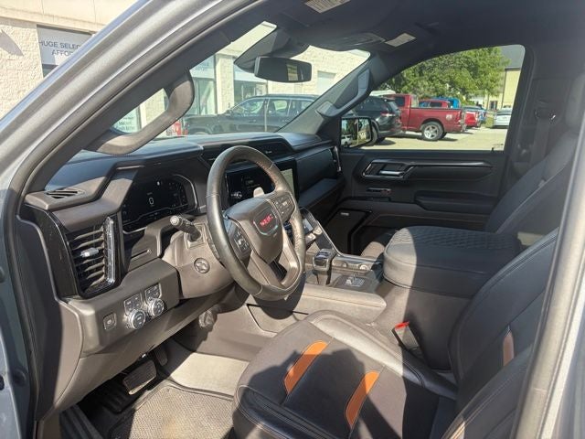 2023 GMC Sierra 1500 4WD Crew Cab Short Box AT4