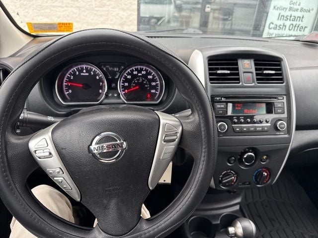 2015 Nissan Versa 1.6 S