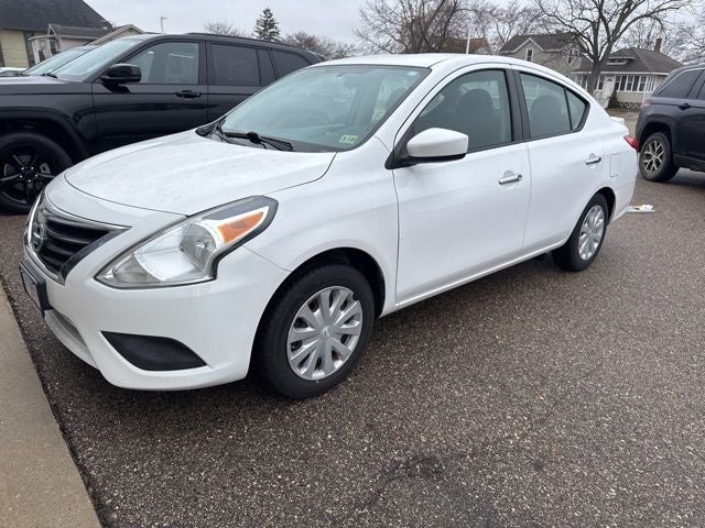 2015 Nissan Versa 1.6 S