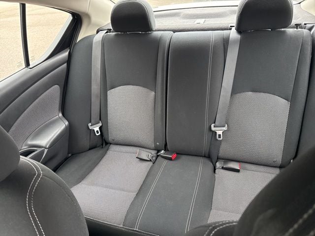 2015 Nissan Versa 1.6 S