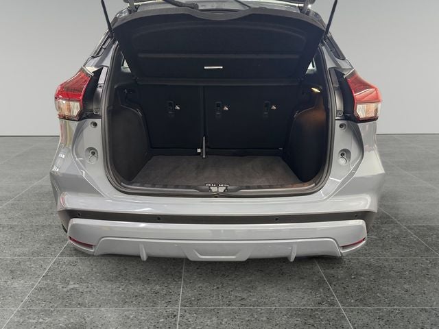 2024 Nissan Kicks SR Xtronic CVT