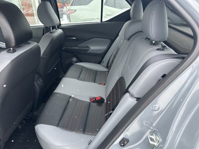 2024 Nissan Kicks SR Xtronic CVT