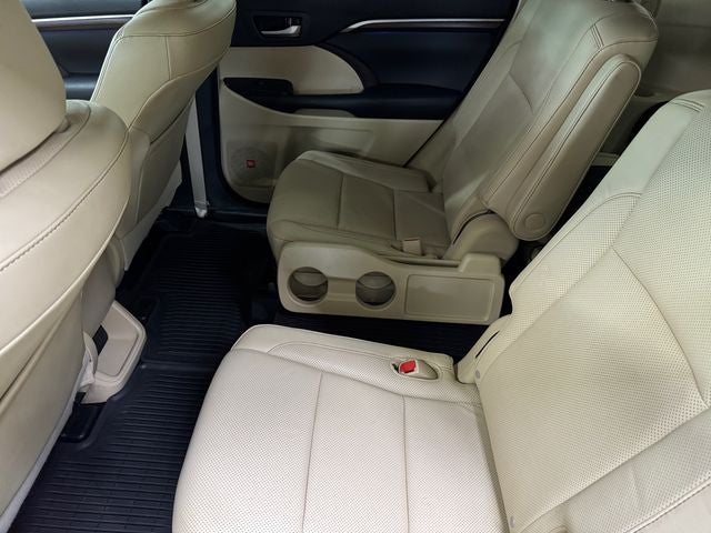 2016 Toyota Highlander Limited V6