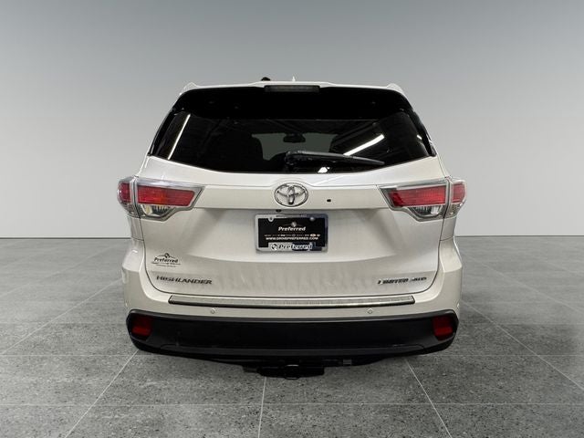 2016 Toyota Highlander Limited V6