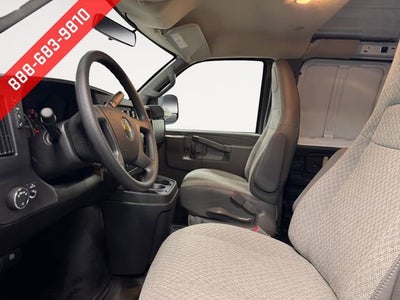 2025 Chevrolet Express Cargo WT
