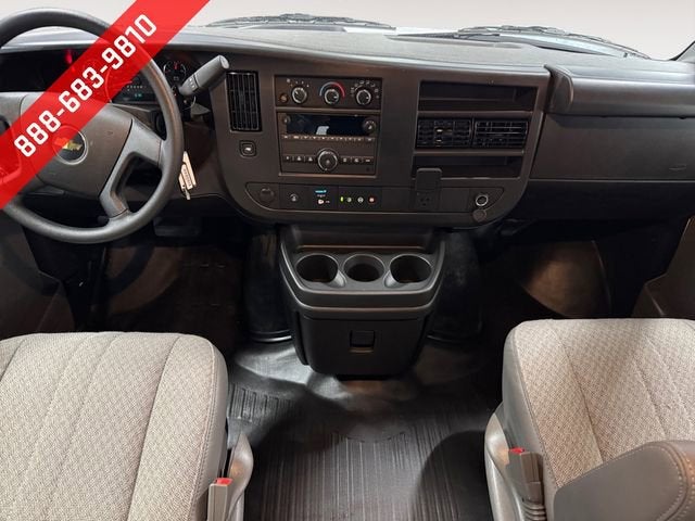 2025 Chevrolet Express Cargo WT