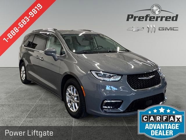 2021 Chrysler Pacifica Touring L's photo