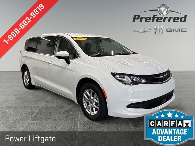 2023 Chrysler Voyager