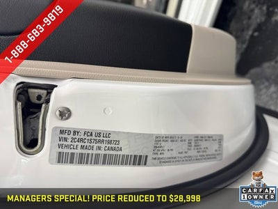 2024 Chrysler Pacifica Hybrid Select