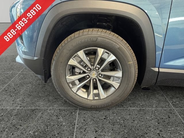 2027 Chevrolet Equinox LT - Photo 25